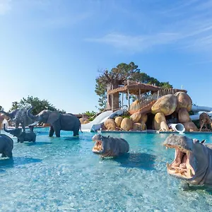 Semesteranläggning (resort) & Sanguli, Salou